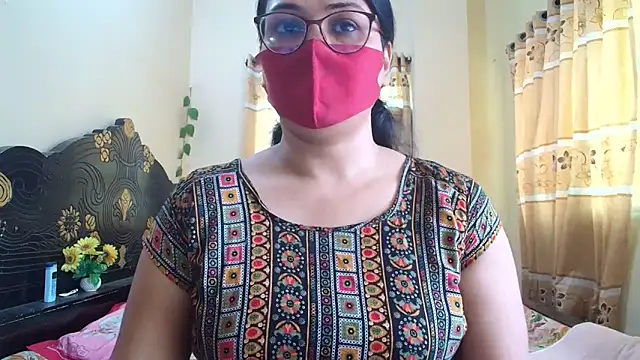 Snapshot of Elena_cruz5 chatting on 06/01/26, 04:36 Elena cruz5 online show from 06/01/26, 04:36