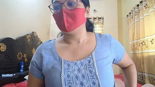 Elena cruz5 online show from 07/01/26, 02:02