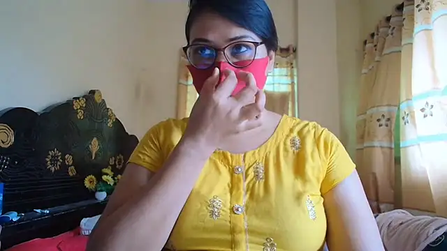 Elena cruz5 online show from 07/06/26, 03:47