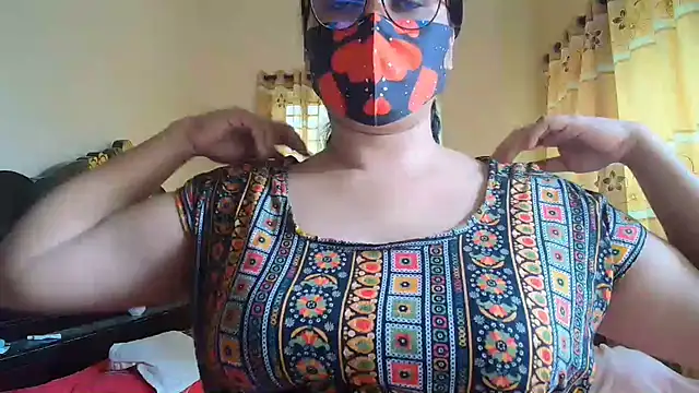 Elena cruz5 online show from 07/07/26, 03:53