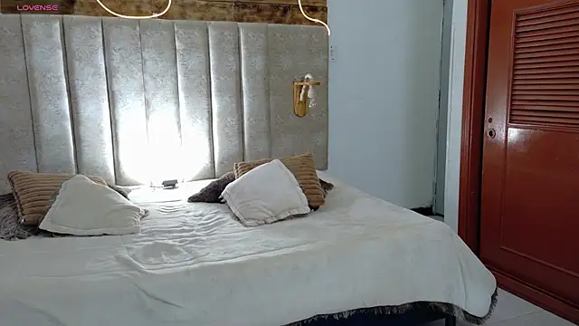 Emma visconti online show from 09/18/25, 12:29