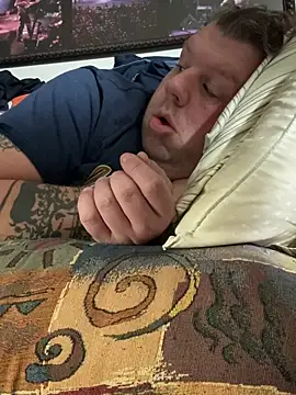 Snapshot of Stephanie1984 chatting on 04/22/26, 05:14 Stephanie1984 online show from 04/22/26, 05:14