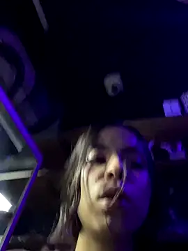 Snapshot of sashaxxx1630 chatting on 11/03/25, 05:42 sashaxxx1630 online show from 11/03/25, 05:42