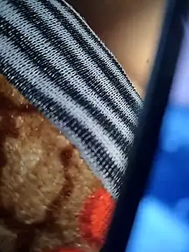 Snapshot of sexy__girls98 chatting on 11/15/25, 06:48 sexy girls98 online show from 11/15/25, 06:48