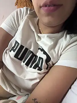 Snapshot of lulizoee chatting on 04/08/26, 05:35 lulizoee online show from 04/08/26, 05:35