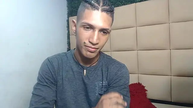 bull cam online show from 09/12/25, 05:35