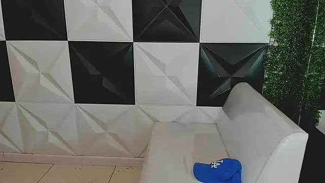 bull cam online show from 10/04/25, 06:50