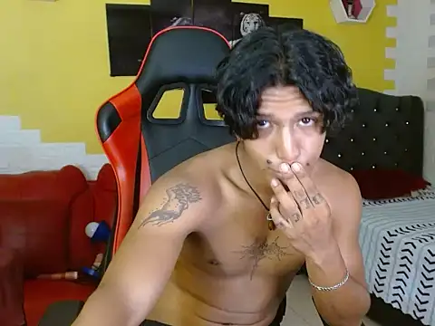 bull cam online show from 10/27/25, 03:27