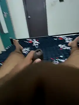 Snapshot of Massivehitman chatting on 11/23/25, 03:56 Massivehitman online show from 11/23/25, 03:56