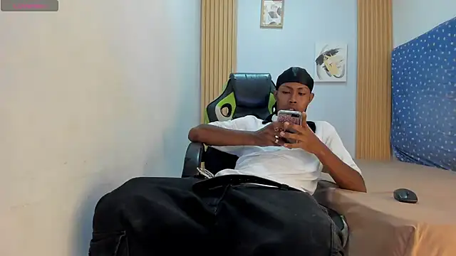 Jax Maliq online show from 10/02/25, 02:07