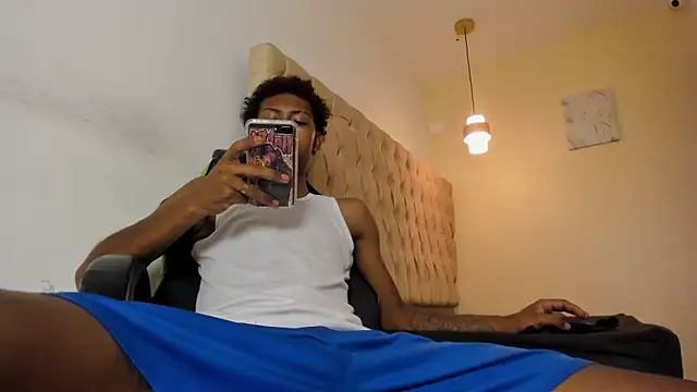 Jax Maliq online show from 10/05/25, 02:59