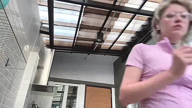 Takopi  online show from 03/06/26, 01:35