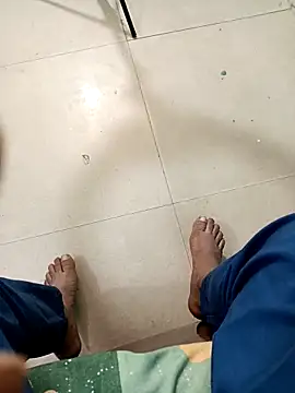 Snapshot of kamini_bhabhi chatting on 11/29/25, 04:10 kamini bhabhi online show from 11/29/25, 04:10