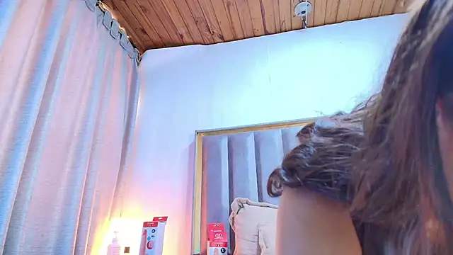 Snapshot of maraa_X chatting on 04/18/26, 05:39 maraa X online show from 04/18/26, 05:39
