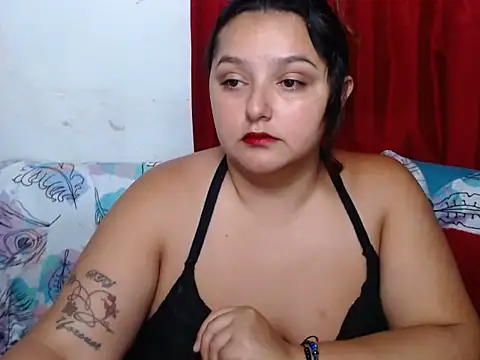 KeilyHall online show from 12/21/25, 03:57