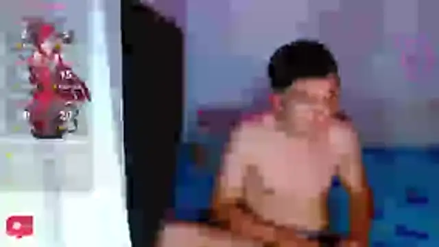 Snapshot of NoahAyala chatting on 11/10/25, 04:22 NoahAyala online show from 11/10/25, 04:22