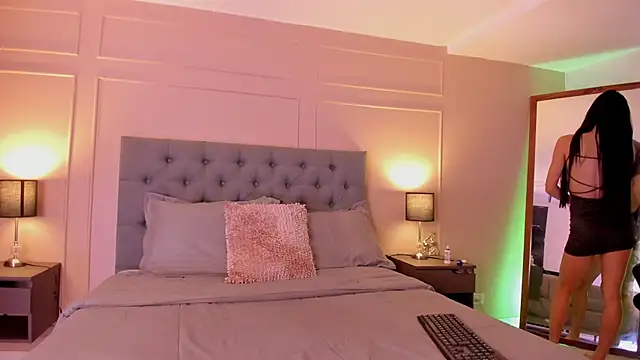 ALICESANDOVAL online show from 09/28/25, 11:26