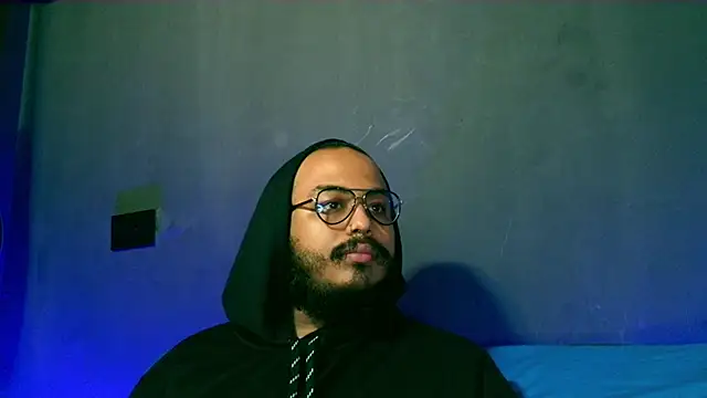  leda swan  online show from 10/11/25, 01:42