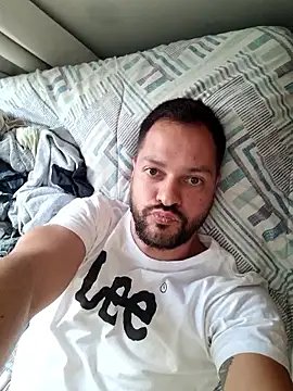 Snapshot of dancaEstrip chatting on 09/18/25, 07:49 dancaEstrip online show from 09/18/25, 07:49