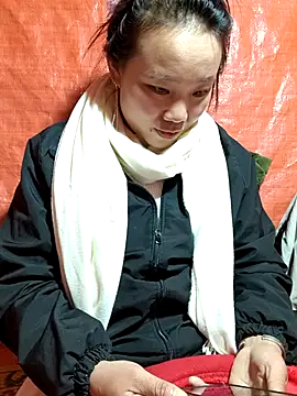 liu-liusexy online show from 12/05/25, 02:47