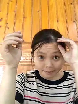 omiu-baby online show from 10/31/25, 05:08