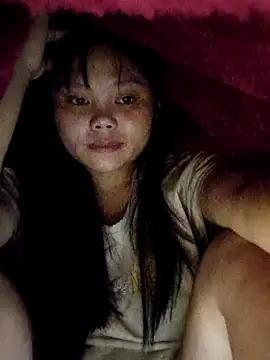Snapshot of omiu-baby chatting on 06/18/26, 03:16 omiu-baby online show from 06/18/26, 03:16
