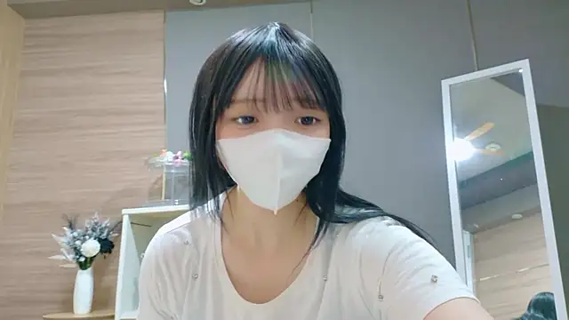 Snapshot of Riria-riri chatting on 09/10/25, 09:09 Riria-riri online show from 09/10/25, 09:09