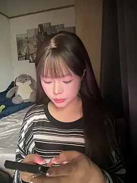 SarahBeii online show from 10/26/25, 03:34