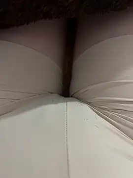 Snapshot of Zinsetka chatting on 02/27/26, 04:56 Zinsetka online show from 02/27/26, 04:56