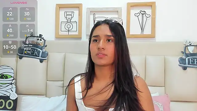 Snapshot of EbonyLudovica chatting on 10/30/25, 03:30 EbonyLudovica online show from 10/30/25, 03:30