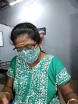 umashreetamil online show from 02/21/26, 04:08