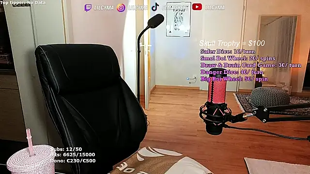 Snapshot of cymaishere chatting on 01/11/26, 09:42 cymaishere online show from 01/11/26, 09:42