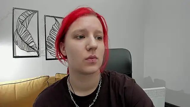 Snapshot of Hailey_Foxy chatting on 04/08/26, 10:59 Hailey Foxy online show from 04/08/26, 10:59