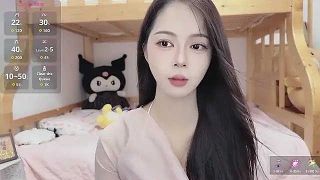 Snapshot of Sue101010 chatting on 09/22/25, 08:16 Sue101010 online show from 09/22/25, 08:16