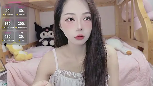 Snapshot of Sue101010 chatting on 10/08/25, 01:20 Sue101010 online show from 10/08/25, 01:20