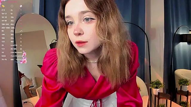 Snapshot of Lina_Glow chatting on 09/12/25, 06:35 Lina Glow online show from 09/12/25, 06:35