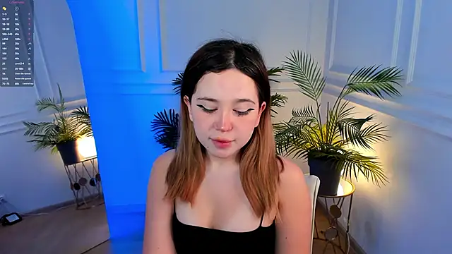 Snapshot of Lina_Glow chatting on 11/12/25, 06:36 Lina Glow online show from 11/12/25, 06:36