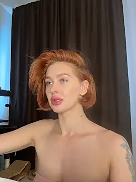 LittleFox    online show from 05/27/26, 06:32