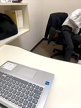 Snapshot of Daddygarry chatting on 09/10/25, 03:28 Daddygarry online show from 09/10/25, 03:28