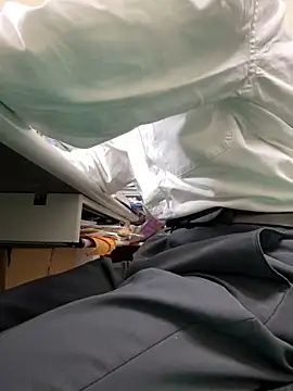 Snapshot of Daddygarry chatting on 09/19/25, 08:27 Daddygarry online show from 09/19/25, 08:27