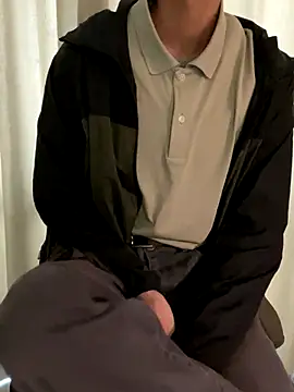 Snapshot of Daddygarry chatting on 09/28/25, 06:41 Daddygarry online show from 09/28/25, 06:41