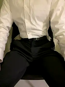 Snapshot of Daddygarry chatting on 10/11/25, 09:30 Daddygarry online show from 10/11/25, 09:30