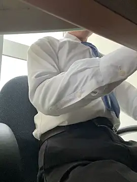 Snapshot of Daddygarry chatting on 03/11/26, 09:37 Daddygarry online show from 03/11/26, 09:37