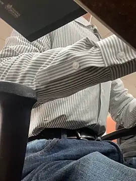 Snapshot of Daddygarry chatting on 03/27/26, 11:21 Daddygarry online show from 03/27/26, 11:21