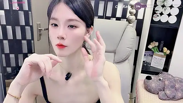 Yueyue-MM online show from 05/21/26, 02:24
