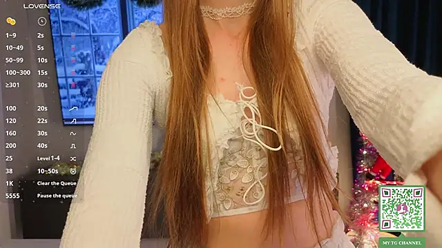 ElfredaTupy online show from 12/02/25, 07:42