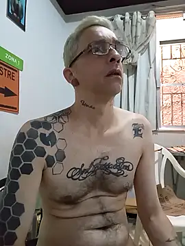 dinho carioca online show from 01/16/26, 01:37