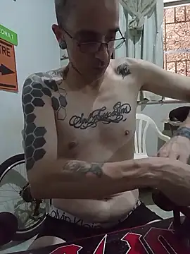 Snapshot of dinho_carioca chatting on 03/26/26, 04:01 dinho carioca online show from 03/26/26, 04:01