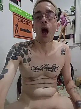 Snapshot of dinho_carioca chatting on 04/02/26, 05:10 dinho carioca online show from 04/02/26, 05:10