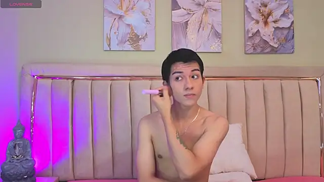 Jessyy Mateus online show from 10/11/25, 04:22